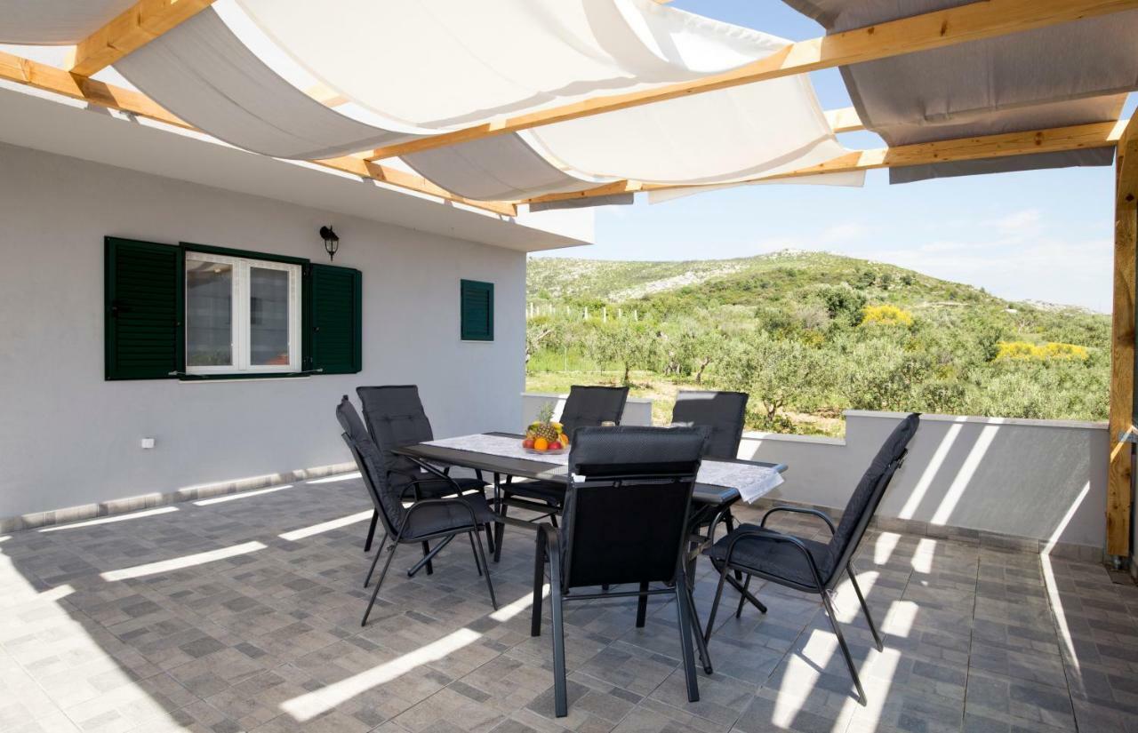 Holiday House M&A&K With Swimming Pool Kaštel Štafilić 외부 사진