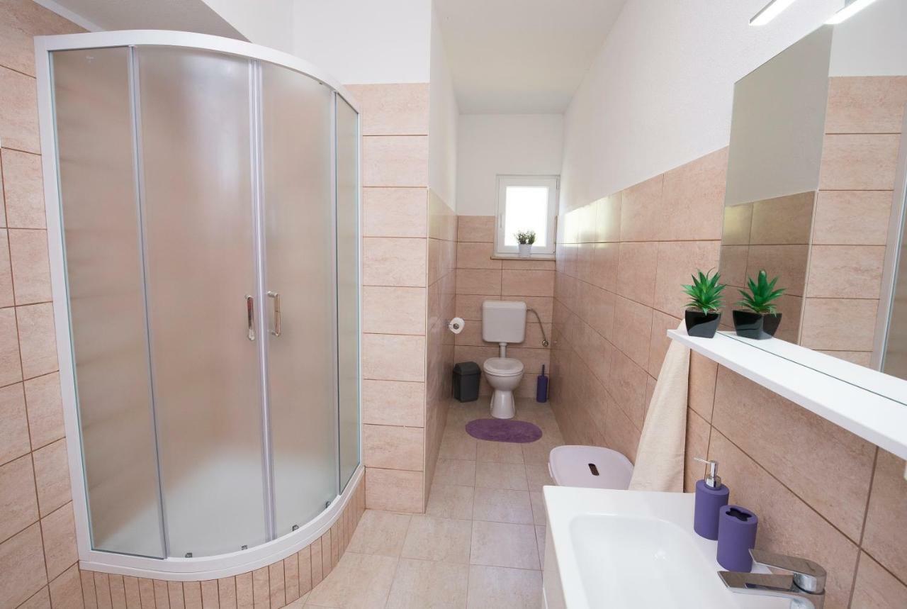Holiday House M&A&K With Swimming Pool Kaštel Štafilić 외부 사진